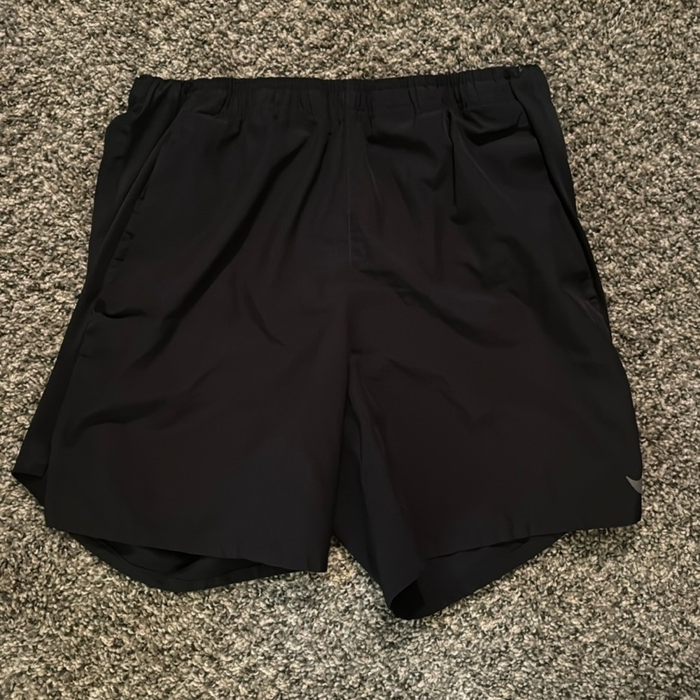 Men’s Black Nike Shorts!